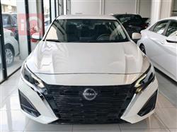 نيسان ألتيما